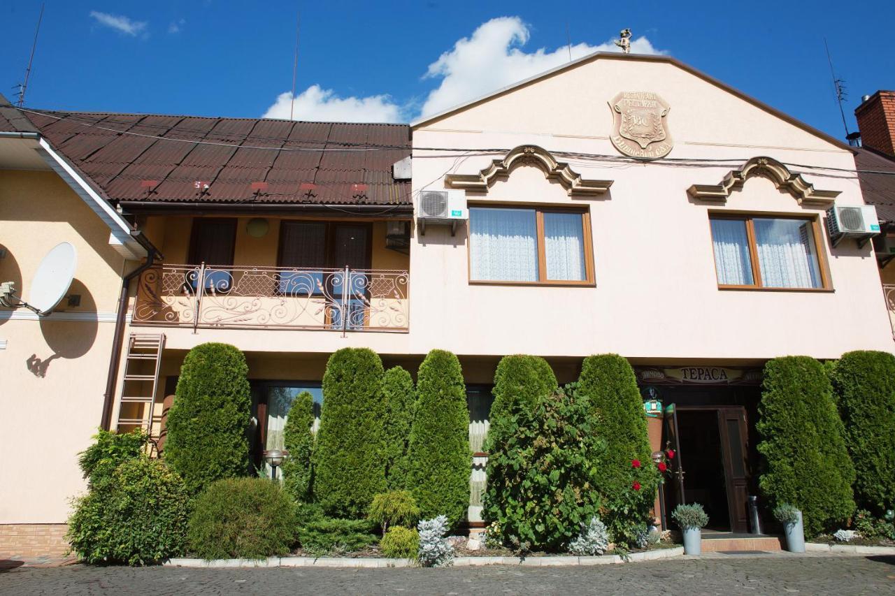 Готель «Вишневий Сад» Mukatschewo Exterior foto